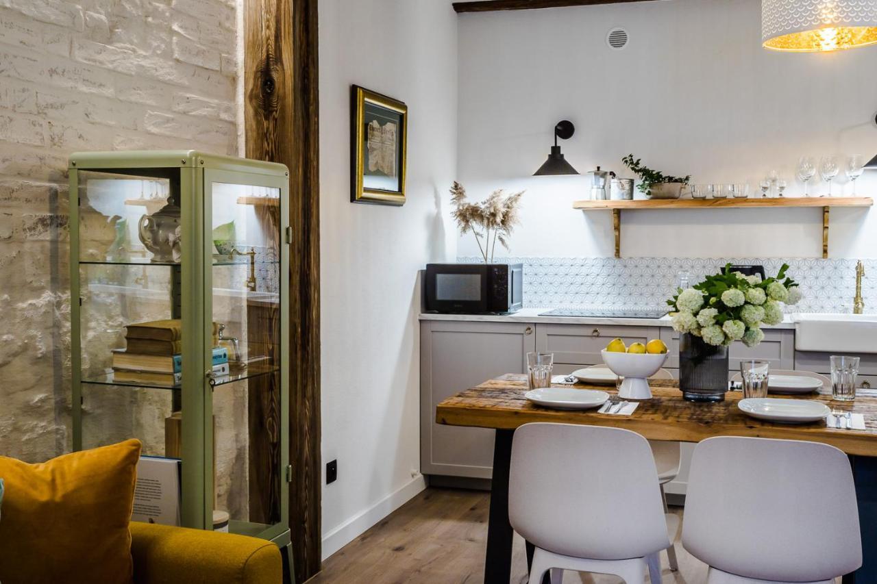 Uroczy Apartament Lazienna 5/4 Stary Toruń Buitenkant foto