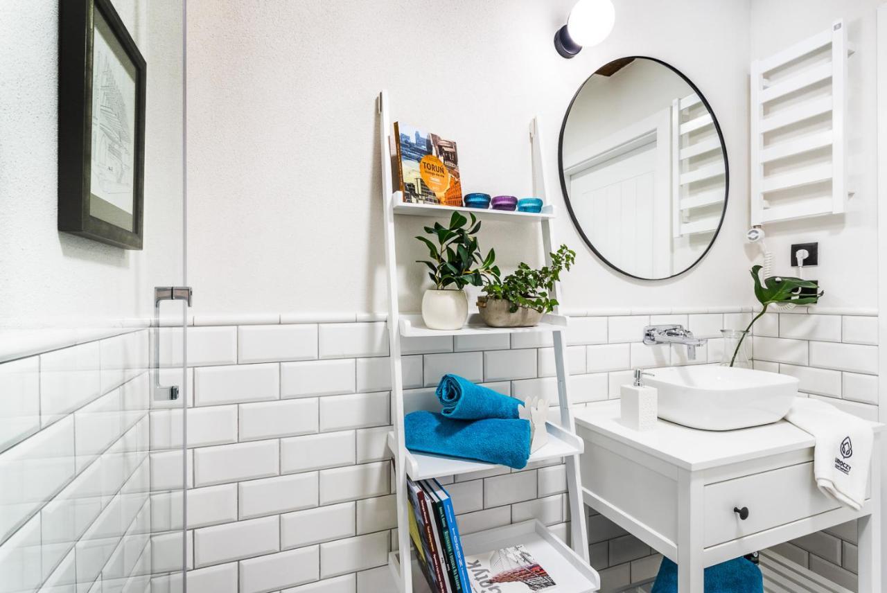 Uroczy Apartament Lazienna 5/4 Stary Toruń Buitenkant foto